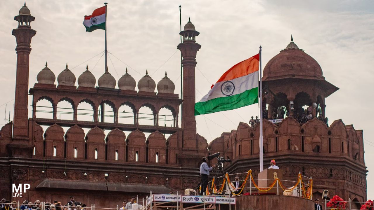 स्वतंत्रता दिवस पर लाल किले से गूंजेगा वंदे मातरम्, प्रधानमंत्री देंगे देश को संबोधन